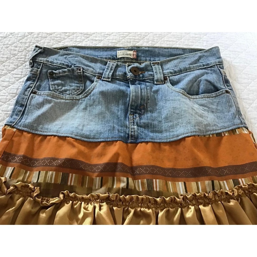 Levis Y2K Upcycled Denim Boho Tiered Ruffle Skirt Sz 9 Festival Western Cottage - Picture 7 of 15